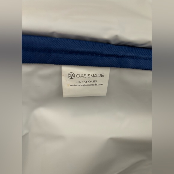 Reusable Insulated Bag Medium Blue Fish Detail “Smarter School of Fish” Tote New - Picture 2 of 8